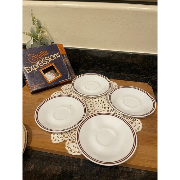 Nib Corelle Expressions Batik Set of 4 saucers - Picture 1 of 6